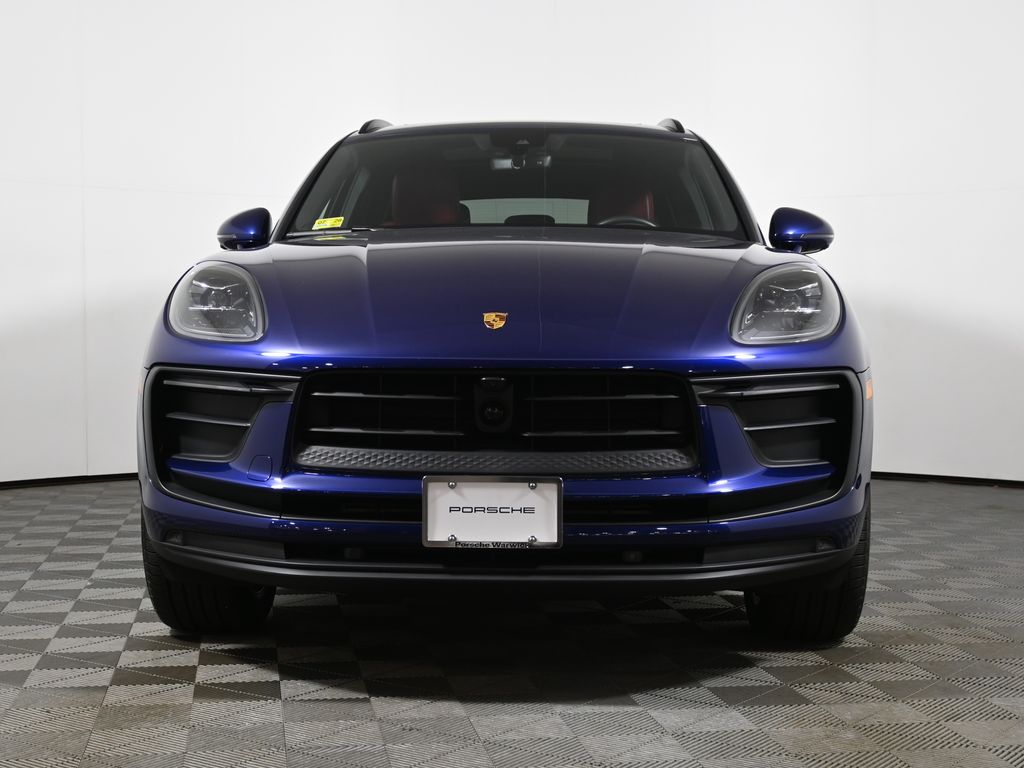 Thumbnail: 2026 Porsche Macan - 10