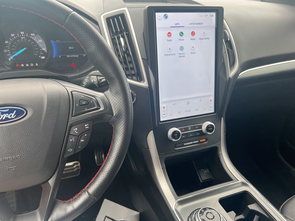2022 Ford Edge