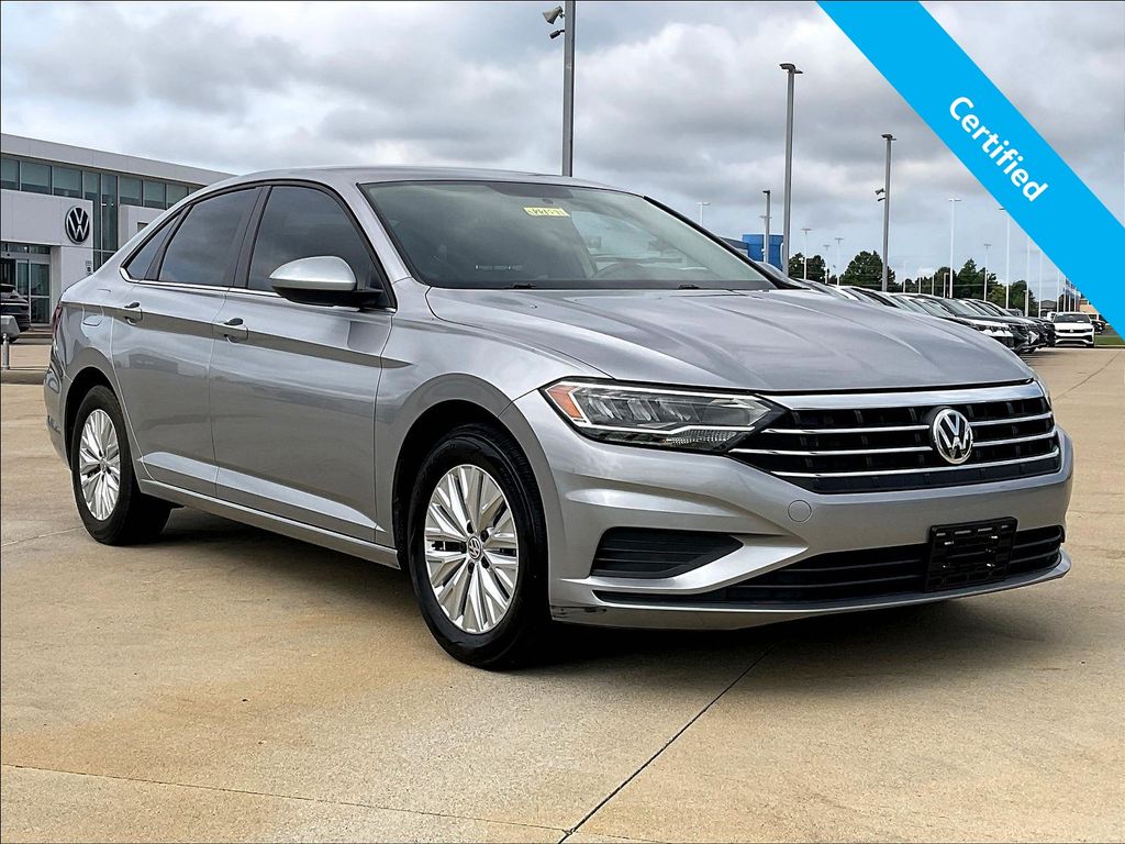 Silver Metallic 2020 Volkswagen Jetta Sedan Front-Wheel Drive 8-Speed Automatic