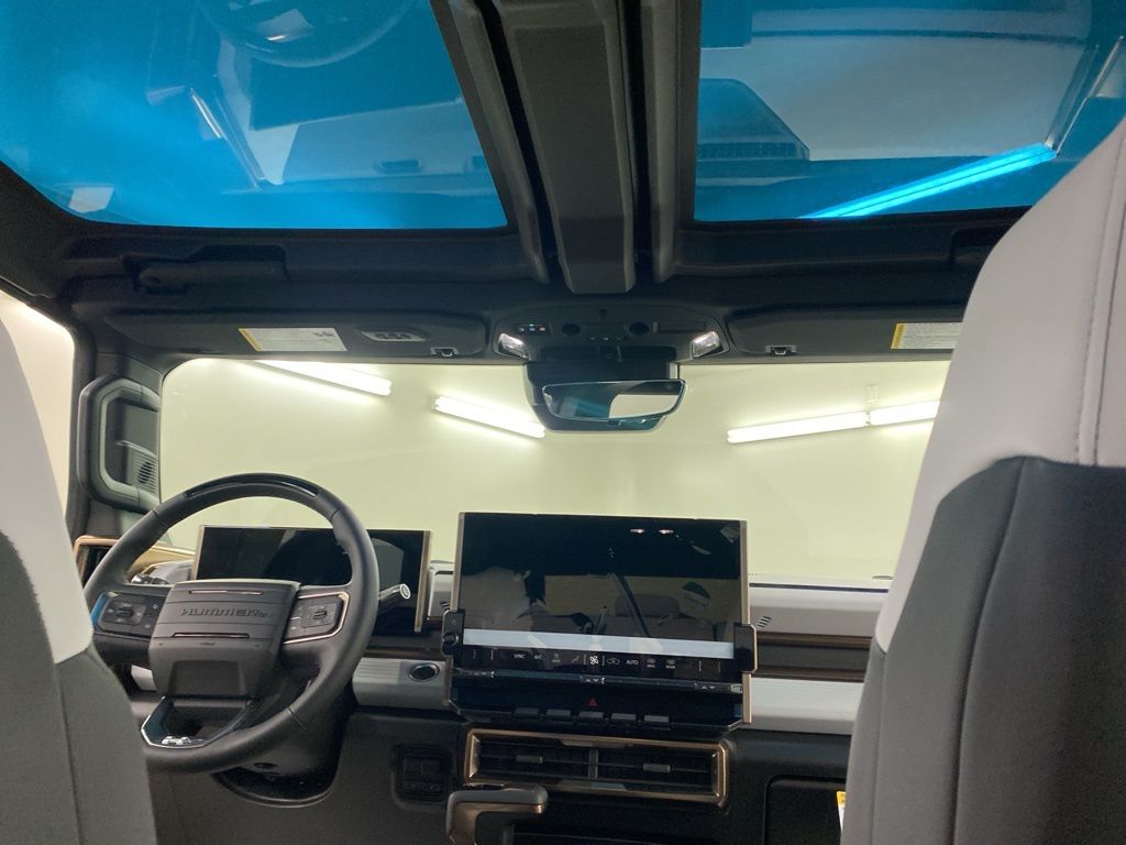 2025 GMC HUMMER EV SUV 2X photo
