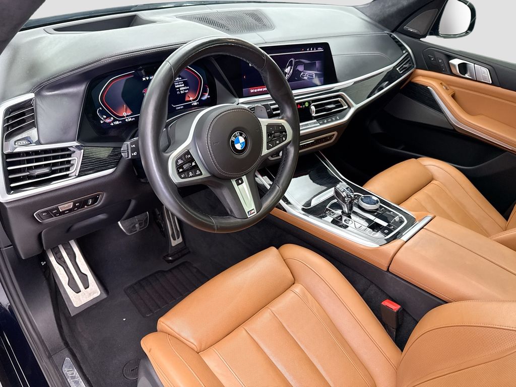 Thumbnail: 2021 BMW X7 - 9