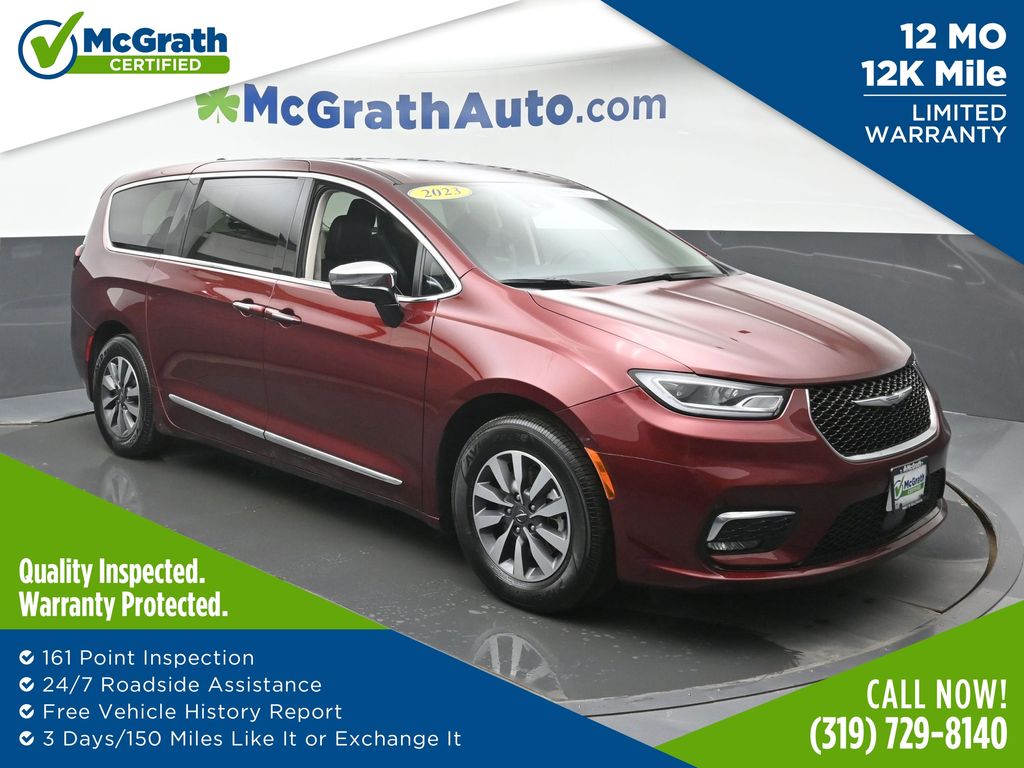 Velvet Red Pearlcoat 2023 Chrysler Pacifica Hybrid Minivan Front-Wheel Drive Continuously Variable Transmission