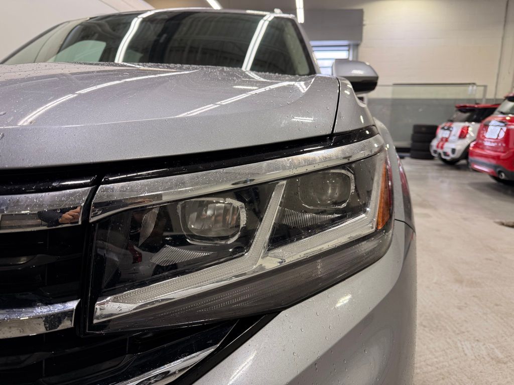 Thumbnail: 2021 Volkswagen Atlas - 9