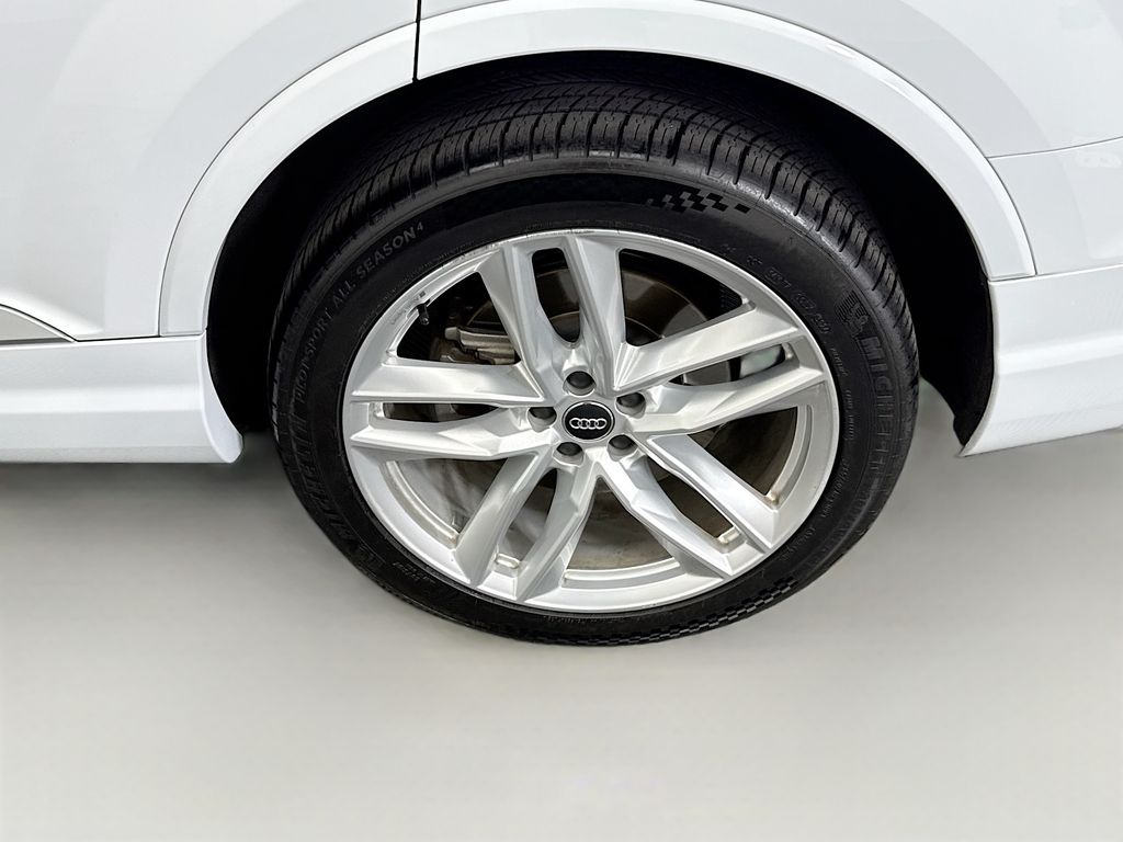 Thumbnail: 2018 Audi Q7 - 30