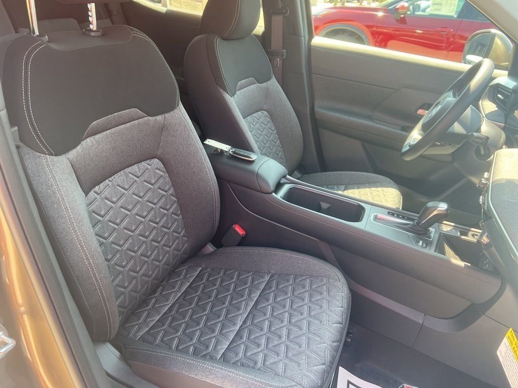 2025 Canyon Bronze Metallic Nissan Kicks SV FWD SUV