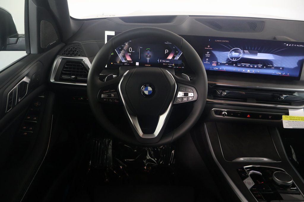 Thumbnail: 2026 BMW X5 - 3