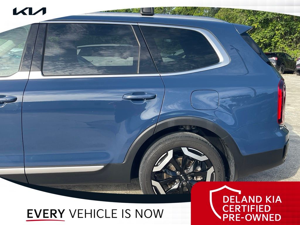 2024 Kia Telluride S - Photo 14