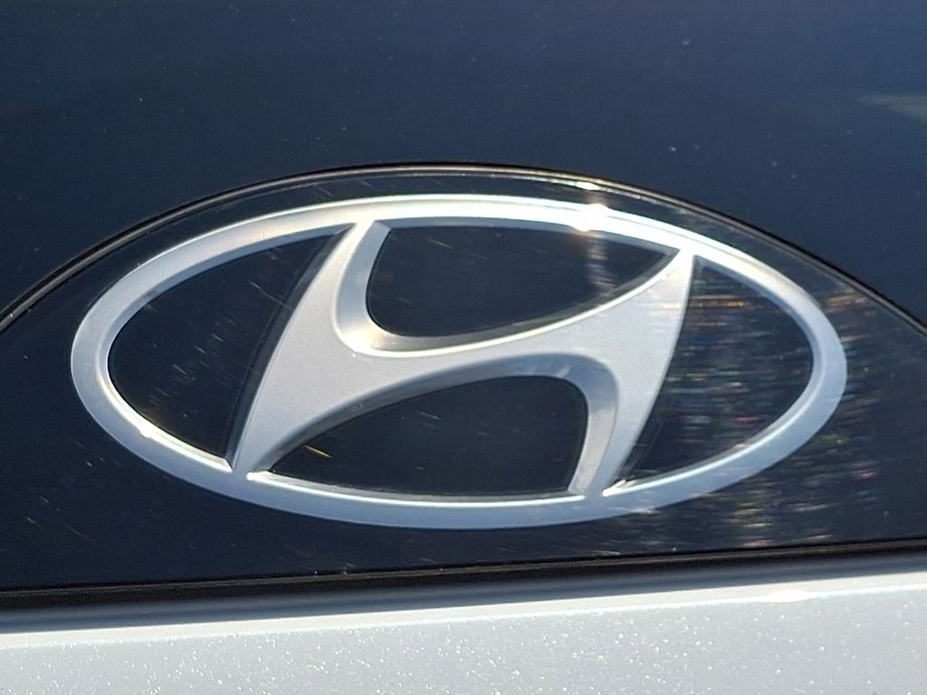 2022 Hyundai Tucson SEL Gray at Auto Express Mitsubishi