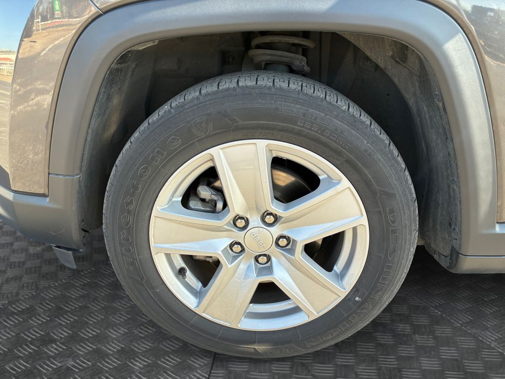 Used Car 2022 Jeep Compass  Latitude For Sale Under $20,000 In Austin, Texas