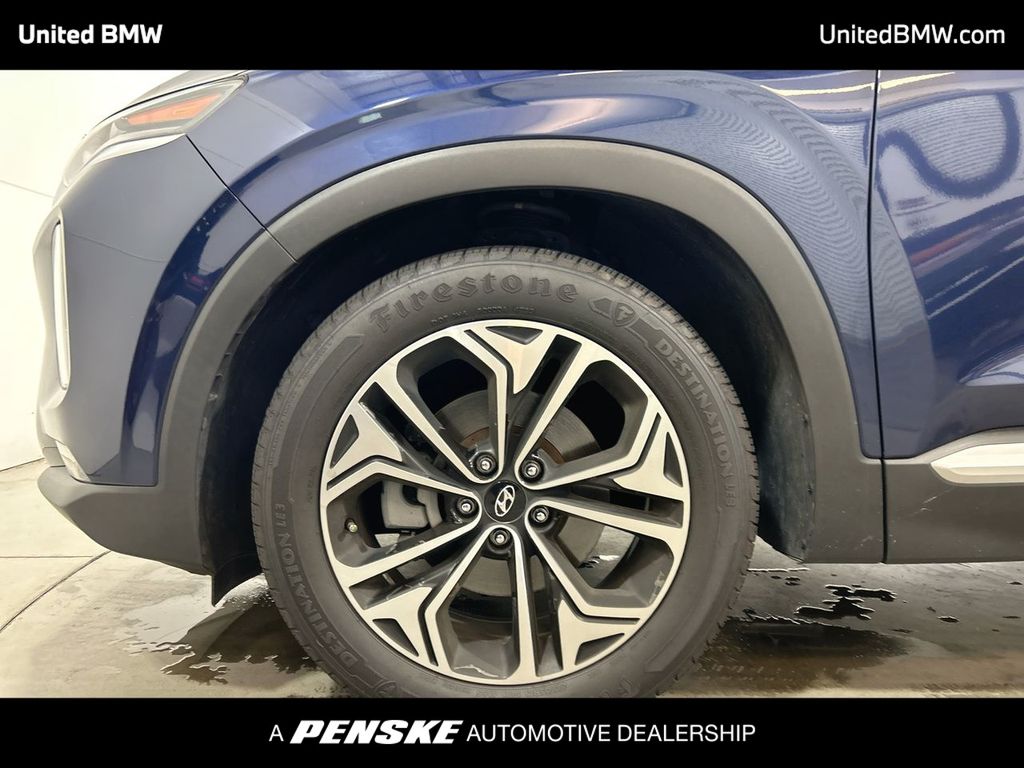 Thumbnail: 2019 Hyundai Santa Fe - 10