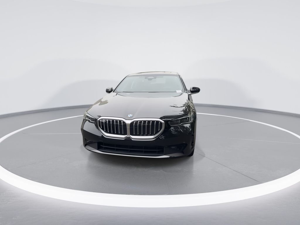 Thumbnail: 2026 BMW 5 Series - 3