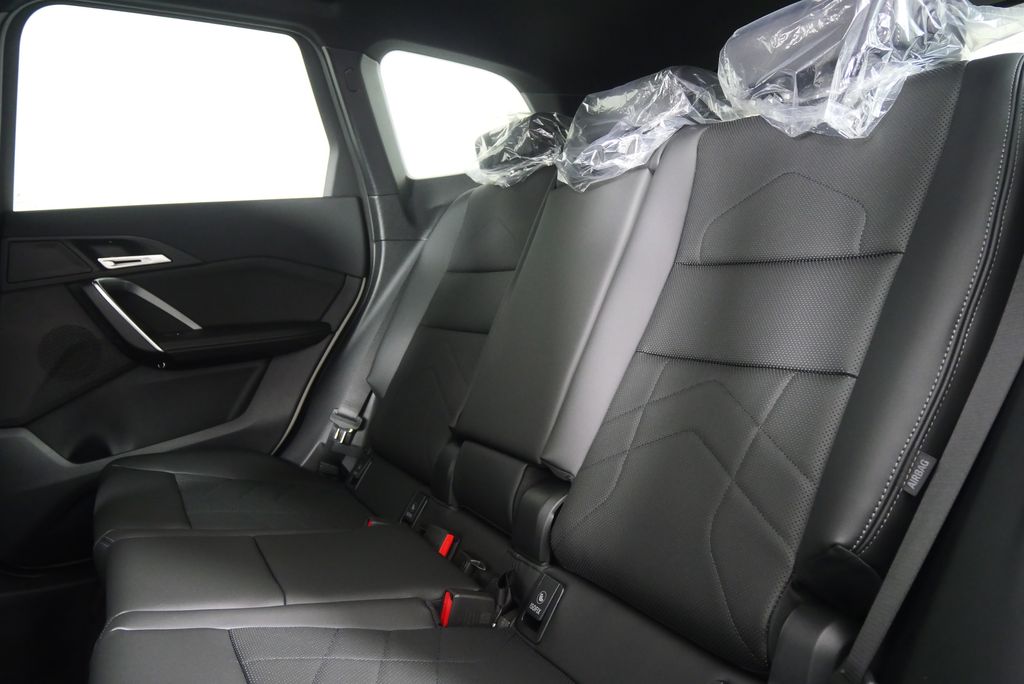 Thumbnail: 2026 BMW X1 - 15