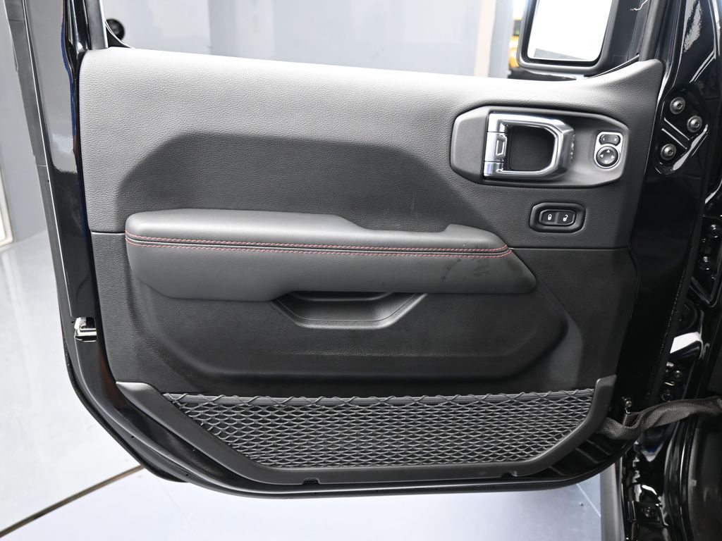 New 2026 Black Clearcoat Jeep Rubicon image 12