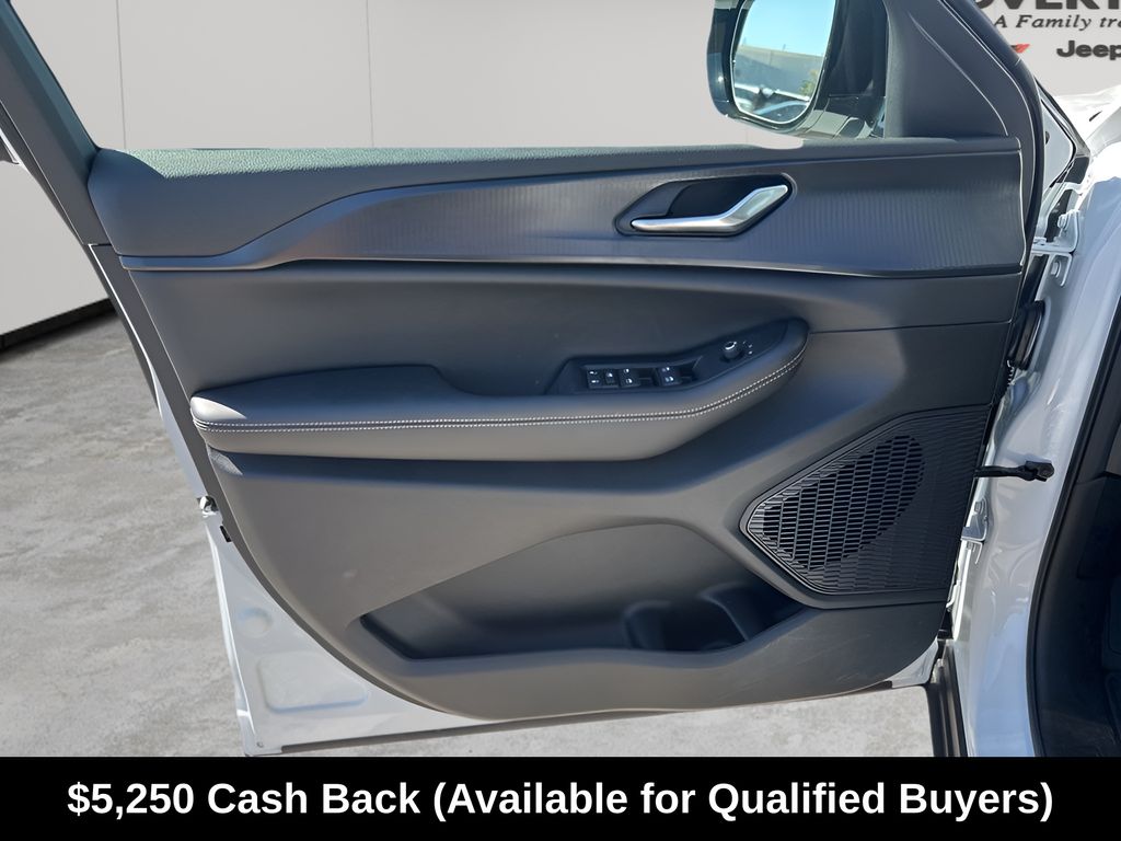 New Car 2025 Jeep Grand Cherokee  For Sale Under $35,000 In Austin, Texas