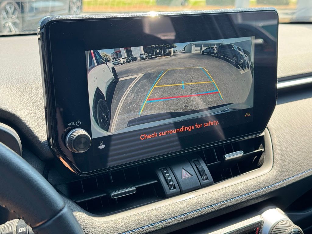 2025 Toyota RAV4 Hybrid XSE Wind Chill Pearl/Midnight Black Metallic - Jim Hudson Acura - Image 29