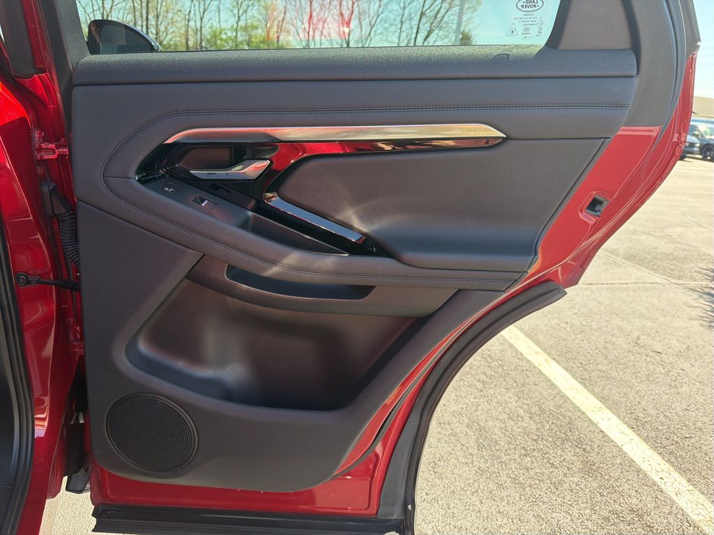 Thumbnail: 2021 Land Rover Range Rover Evoque - 24