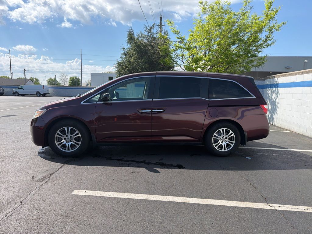 Thumbnail: 2012 Honda Odyssey - 2