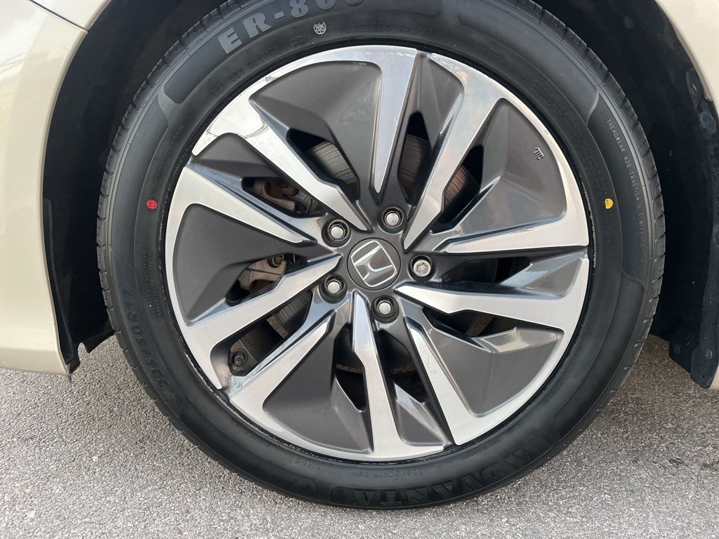 Thumbnail: 2018 Honda Accord - 12