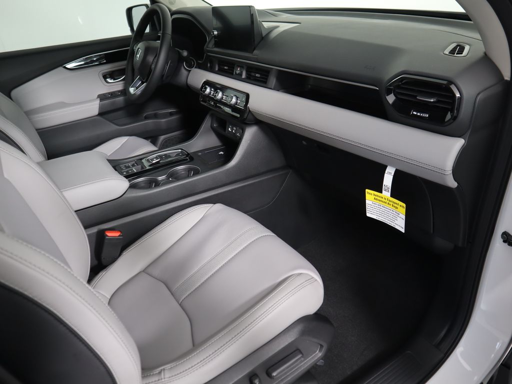 Thumbnail: 2025 Honda Pilot - 17