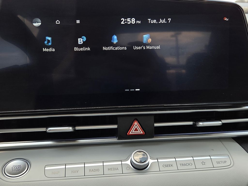 Used 2025 Hyundai Elantra Sedan