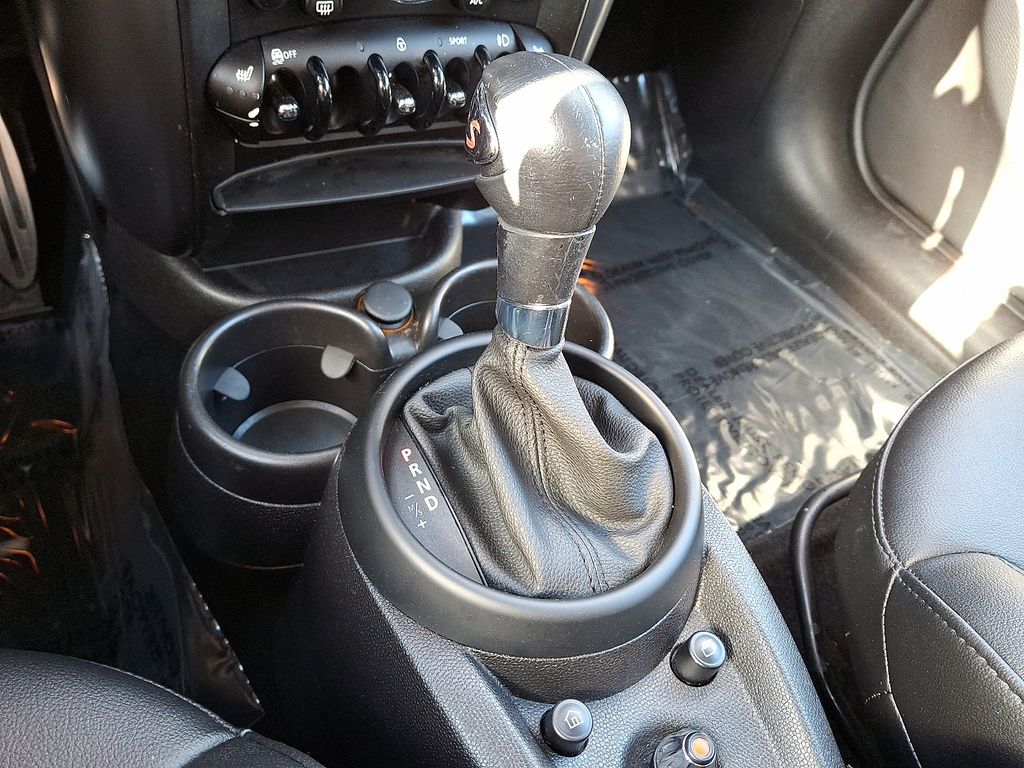 Thumbnail: 2016 MINI Cooper Countryman - 15