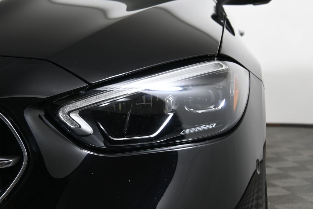 Thumbnail: 2025 Mercedes-Benz C-Class - 10