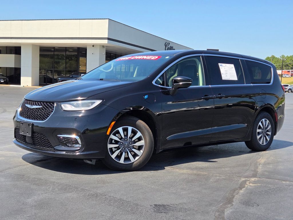 2024 Chrysler Pacifica Hybrid Select FWD