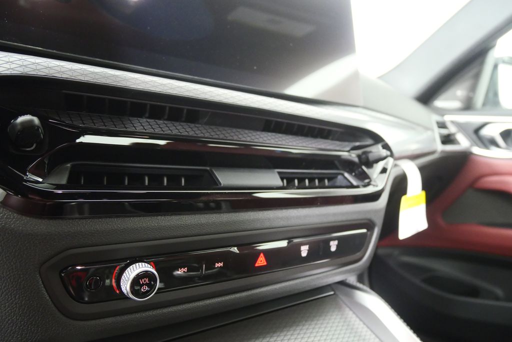 Thumbnail: 2026 BMW 4 Series - 17