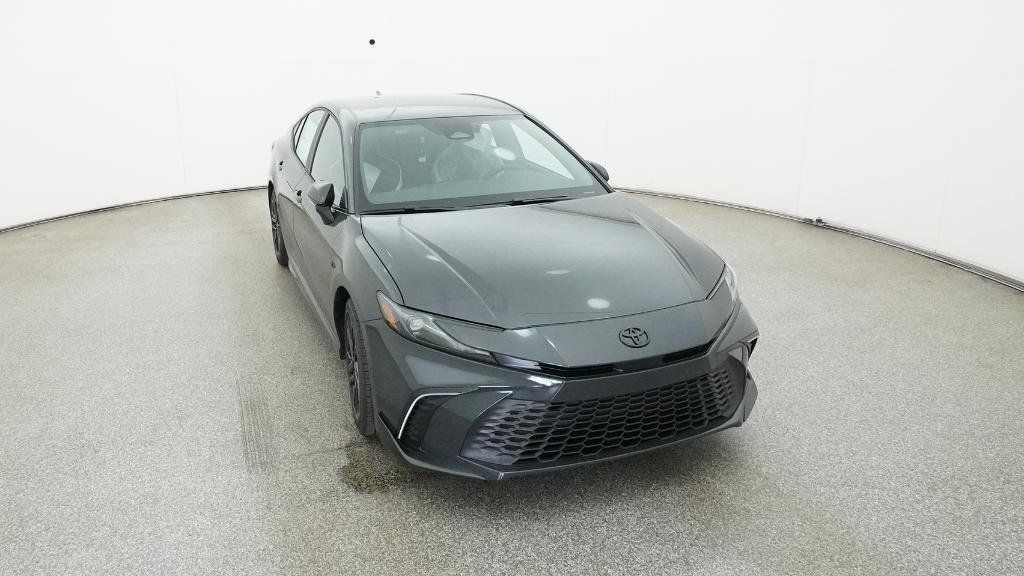 2025 Toyota Camry SE 12