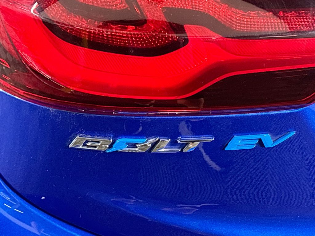 2021 Chevrolet Bolt EV LT