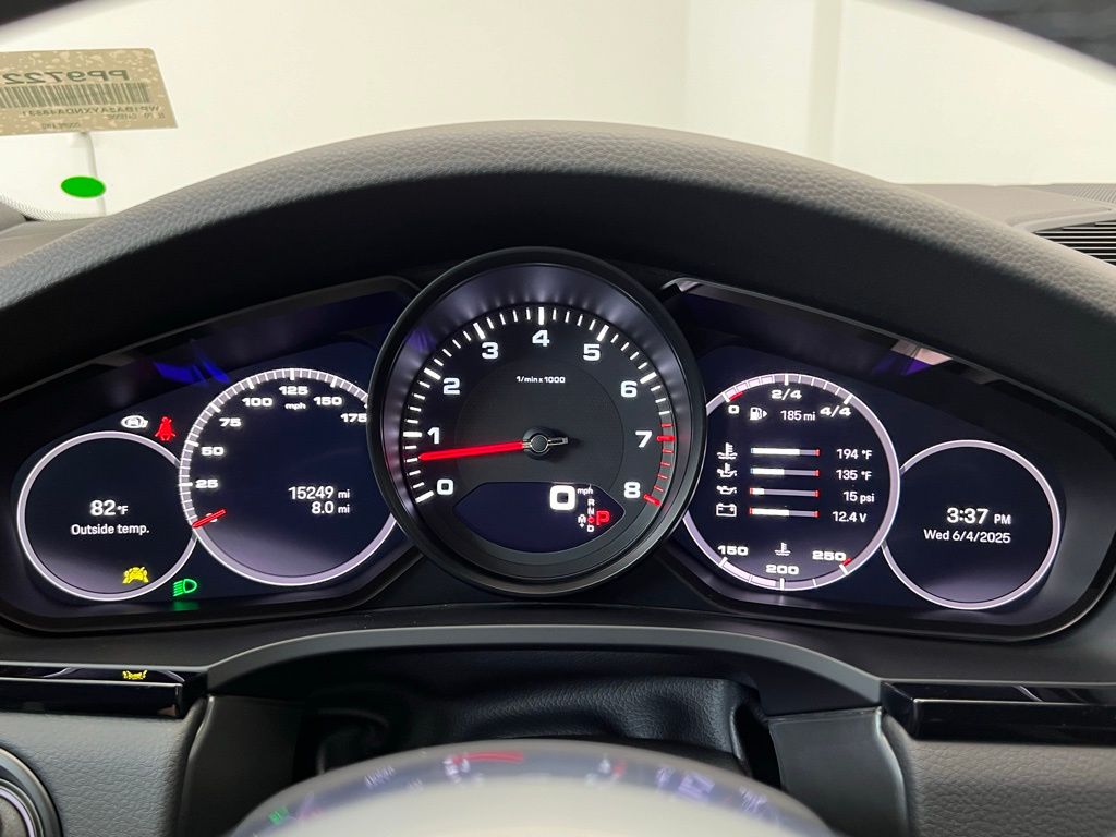 Thumbnail: 2022 Porsche  - 10