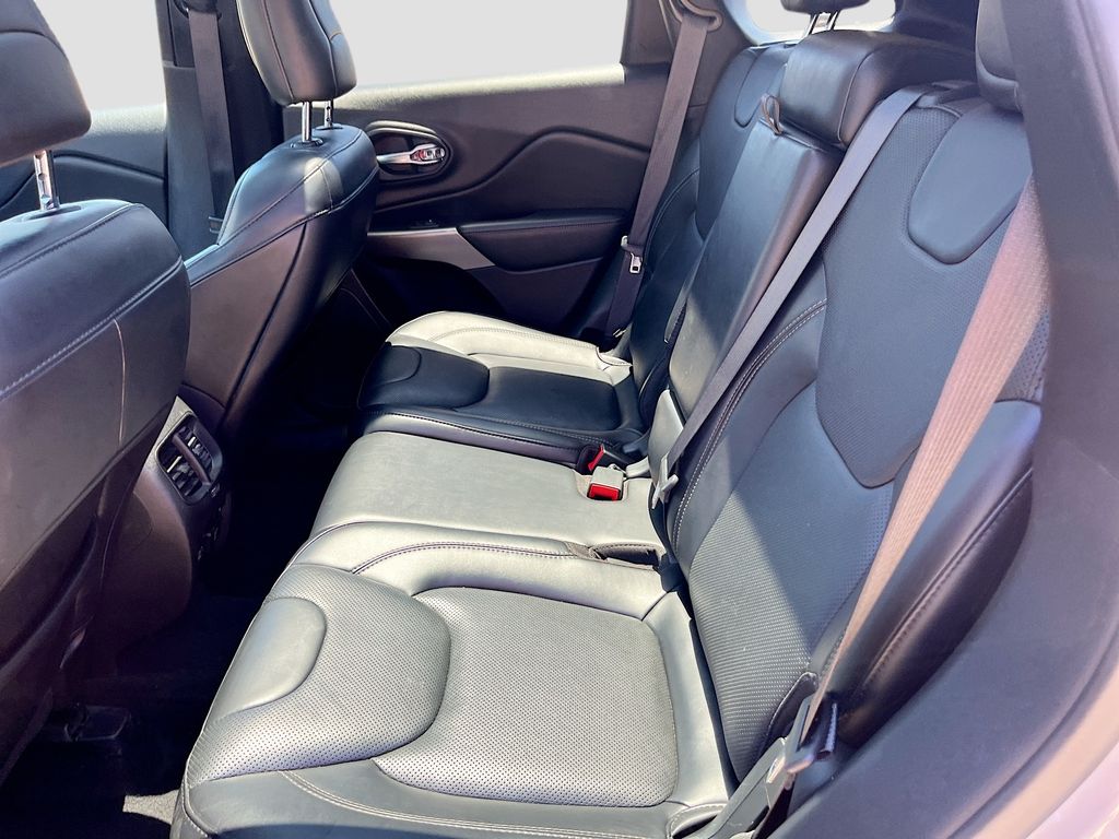 Used 2021 Silver Jeep Limited image 25