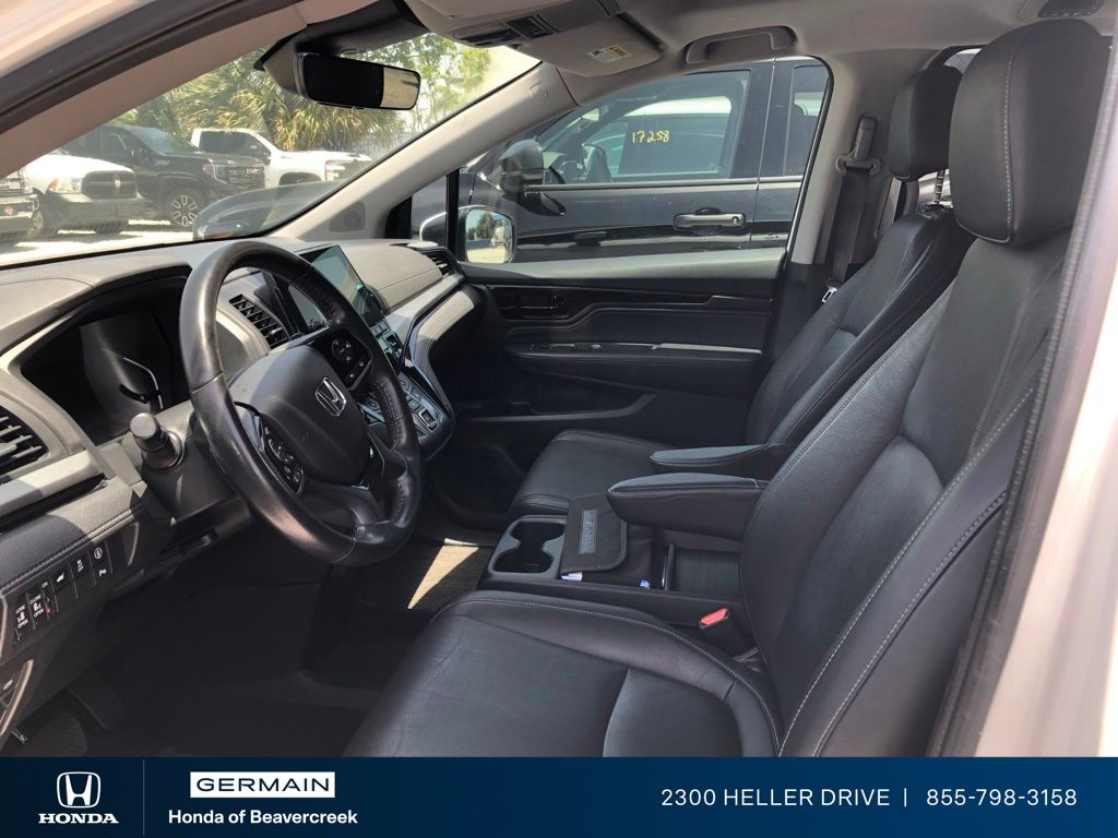Used 2023 White Honda Touring image 6