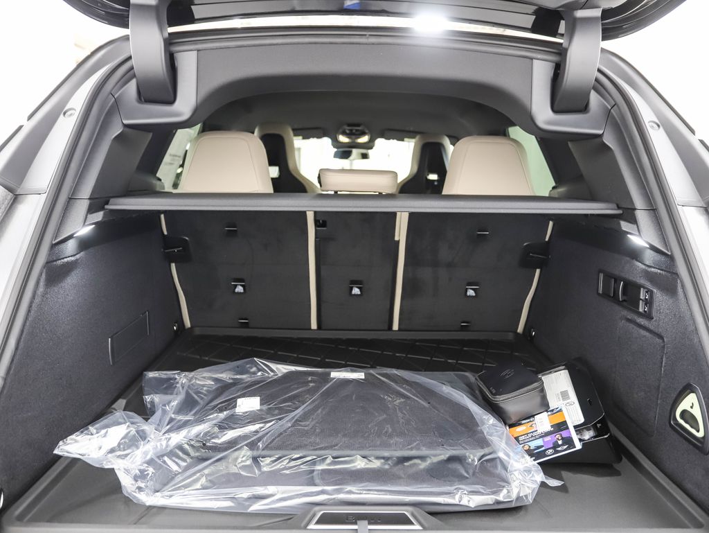 Thumbnail: 2026 BMW iX - 24