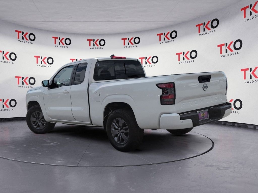 Used 2025 Nissan Frontier Truck