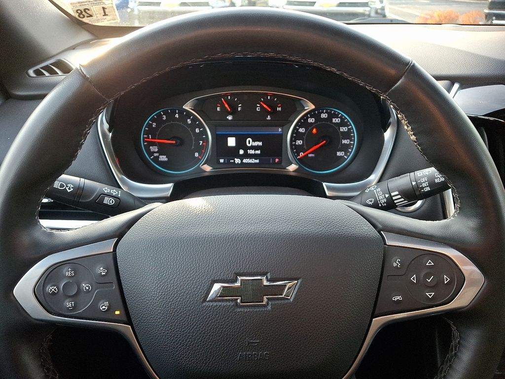 Thumbnail: 2023 Chevrolet Traverse - 20