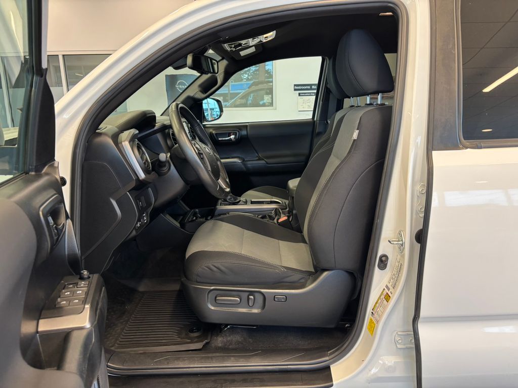 2021 Toyota Tacoma TRD Off-Road