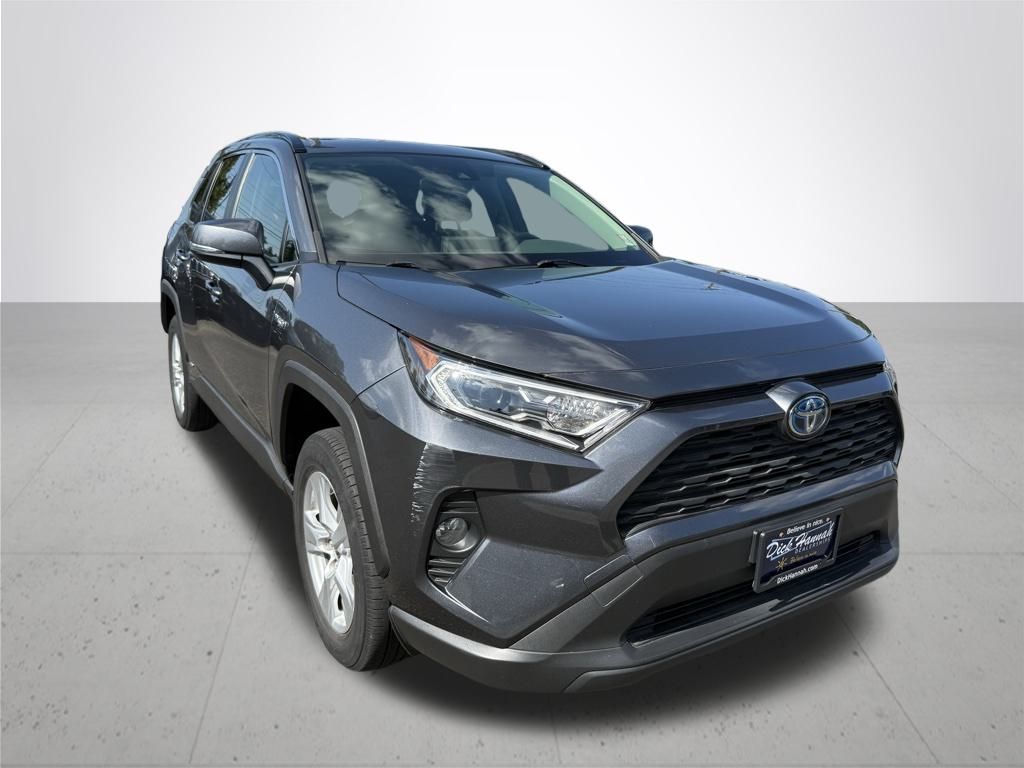 2021 Toyota RAV4 Hybrid XLE