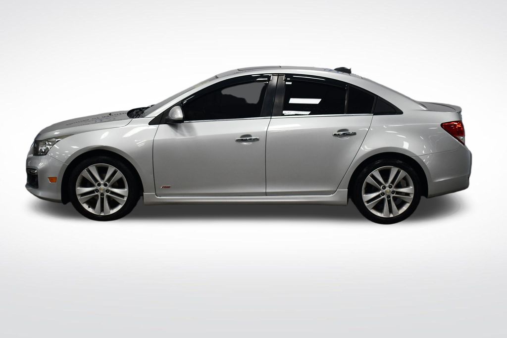 Thumbnail: 2015 Chevrolet Cruze - 4