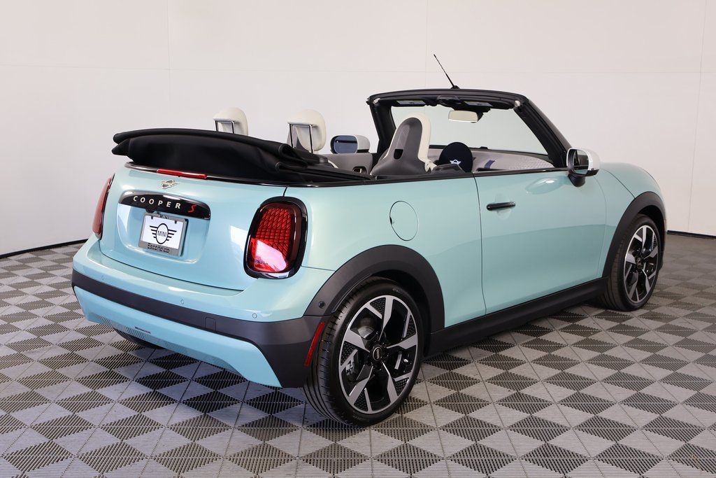 Thumbnail: 2026 MINI Cooper - 4