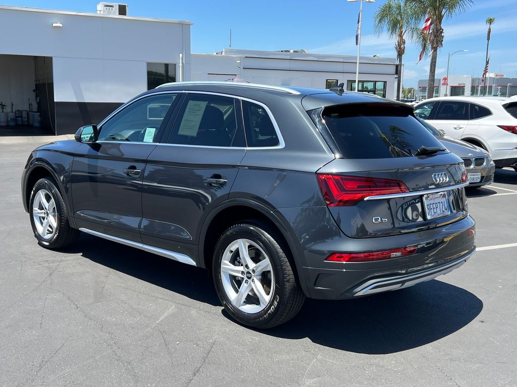 Thumbnail: 2023 Audi Q5 - 8