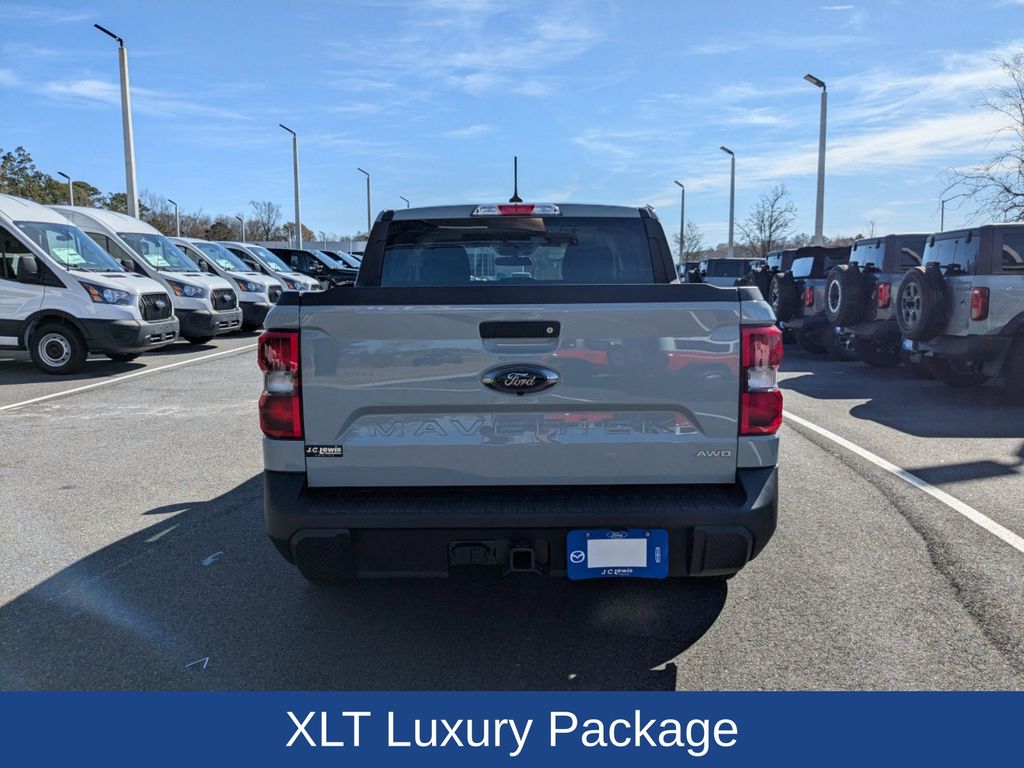 2024 Ford Maverick XLT