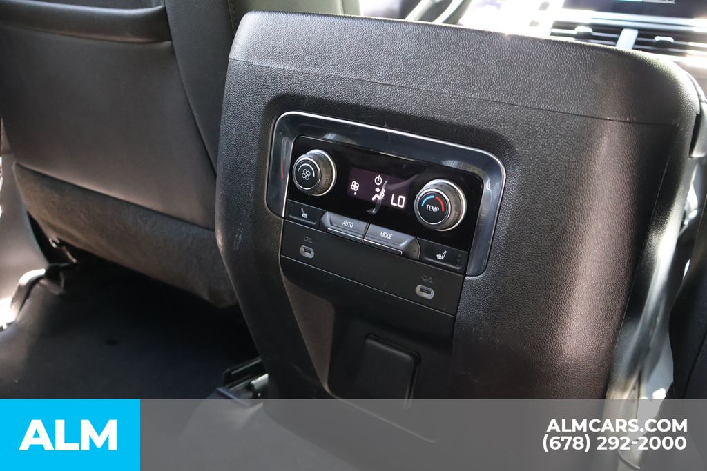 Used 2023 Beige Chevrolet Z71 image 27