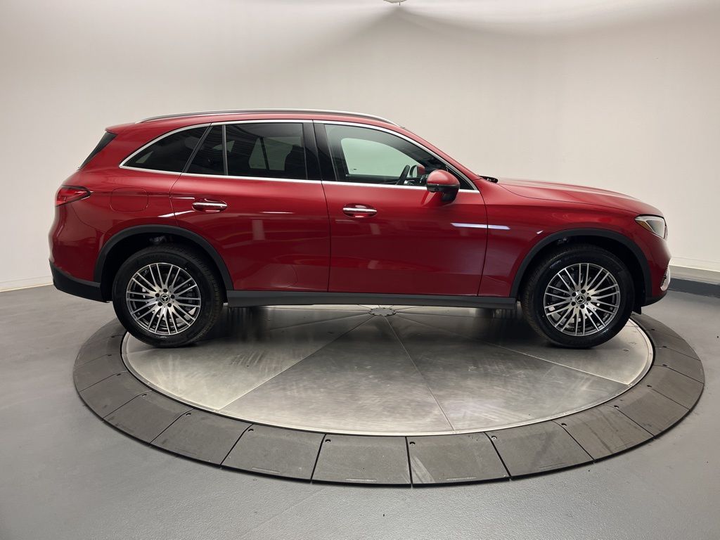 Thumbnail: 2026 Mercedes-Benz GLC - 8