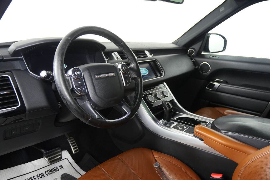 Thumbnail: 2016 Land Rover Range Rover Sport - 13
