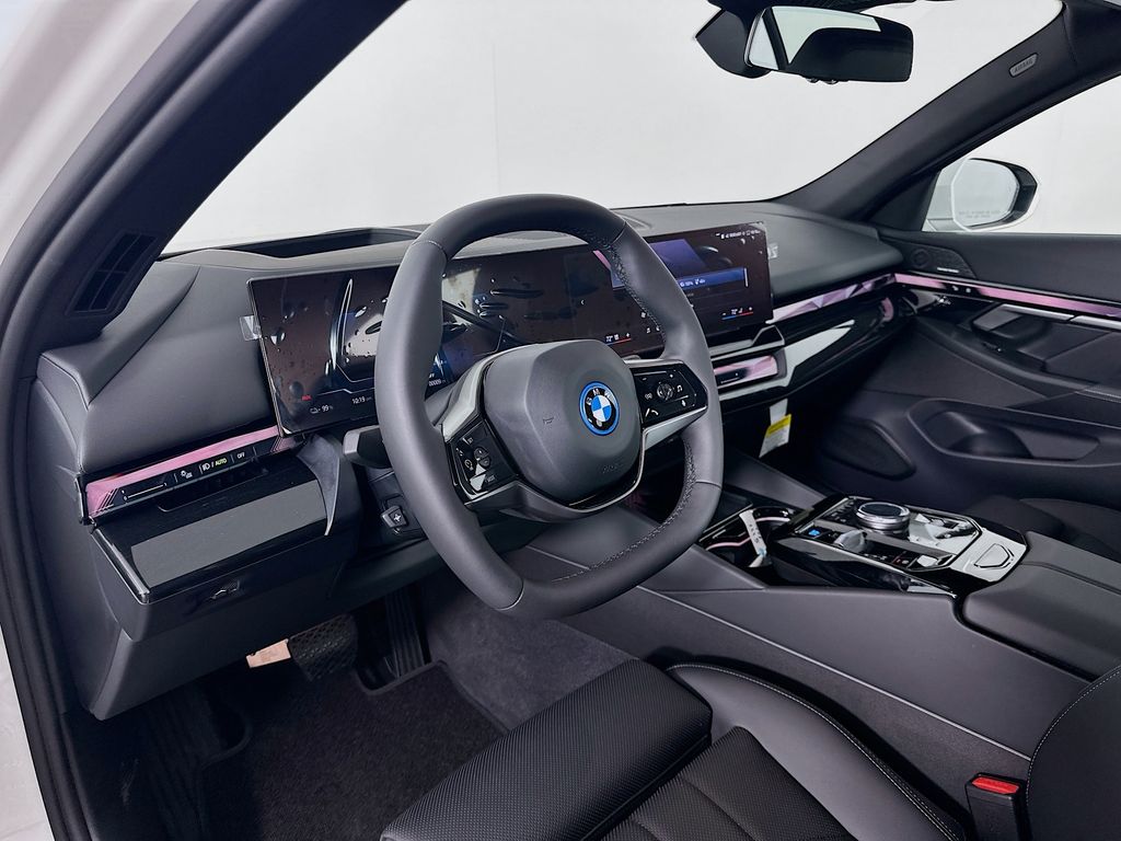 2025 BMW i5 eDrive40 9