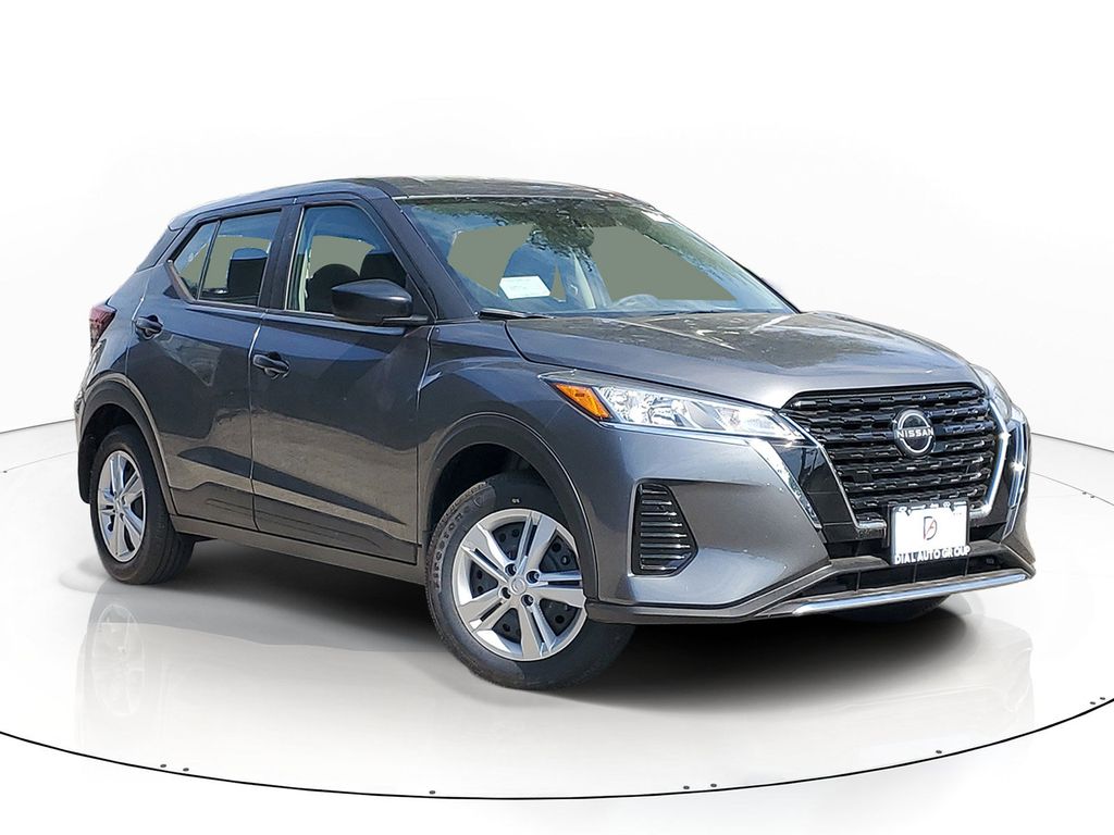 Gray (Gun Metallic) 2025 Nissan Kicks Play SUV / Crossover Front-Wheel Drive Continuously Variable Transmission