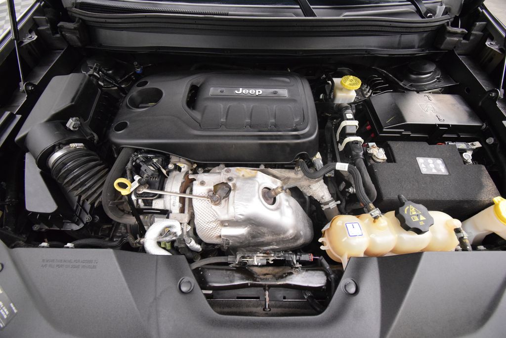 used 2019 Jeep Cherokee car, priced at $9,000