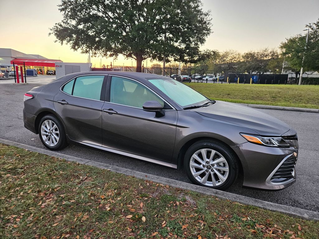 2024 Toyota Camry LE 7