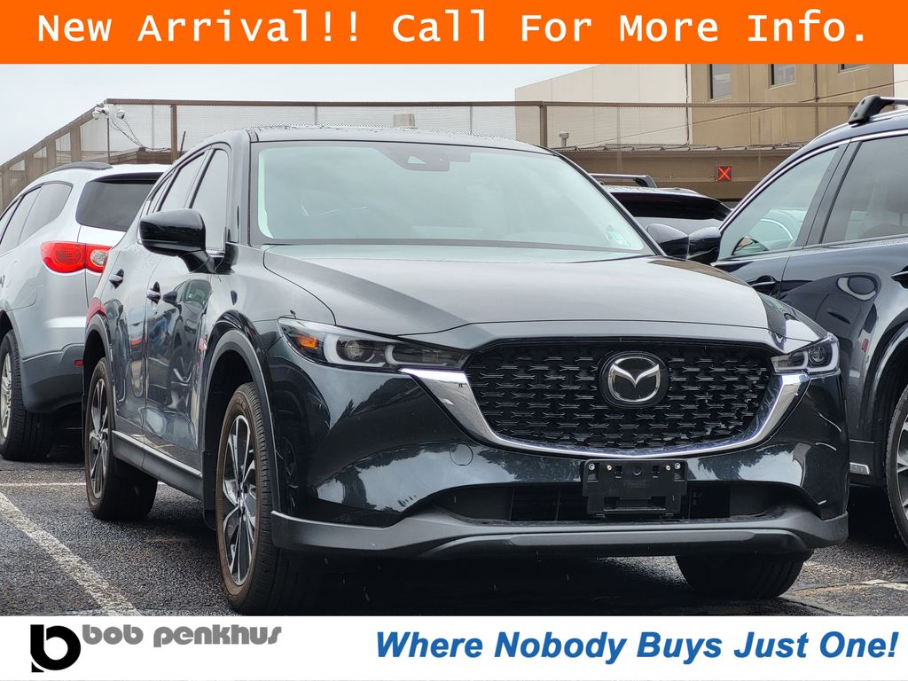 2023 Mazda CX-5 S Premium package Auto AWD's photo